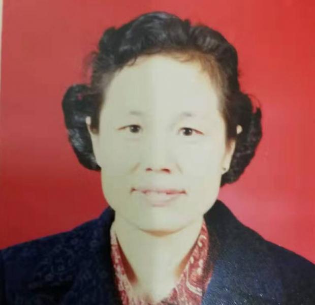 中国通俗文艺研究会民俗专业委员会理事王慧（编号006），兼辽源联络处副主任宣传员